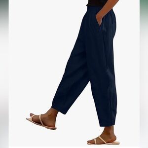 Lewit Navy Pleated Wool-Blend Tapered Trousers Size 8 with 28.5” inseam